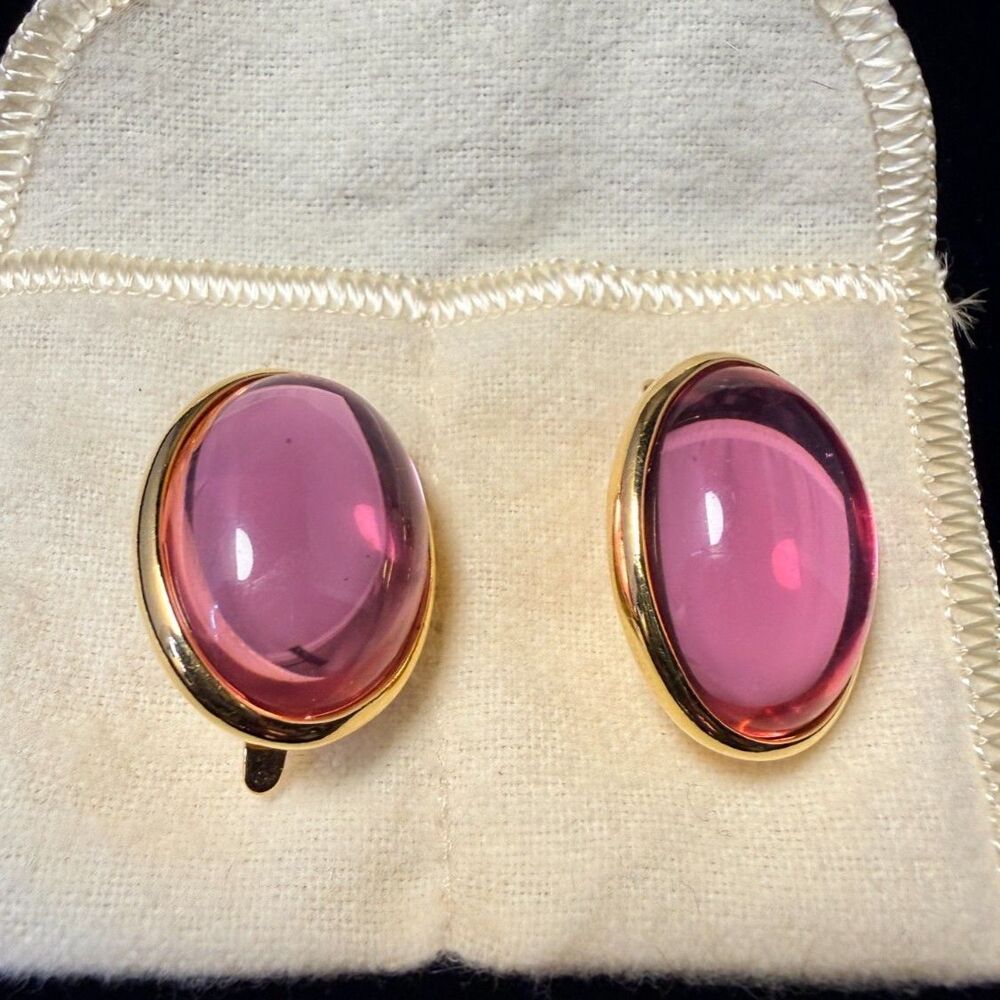 Vintage Pink Trifari Clip-on Earrings
